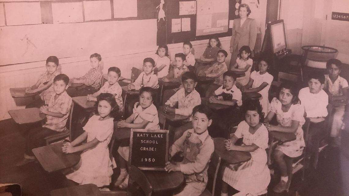 Katy Lake Elementary School first grade students and teacher Celeste Fairbanks, 1950.