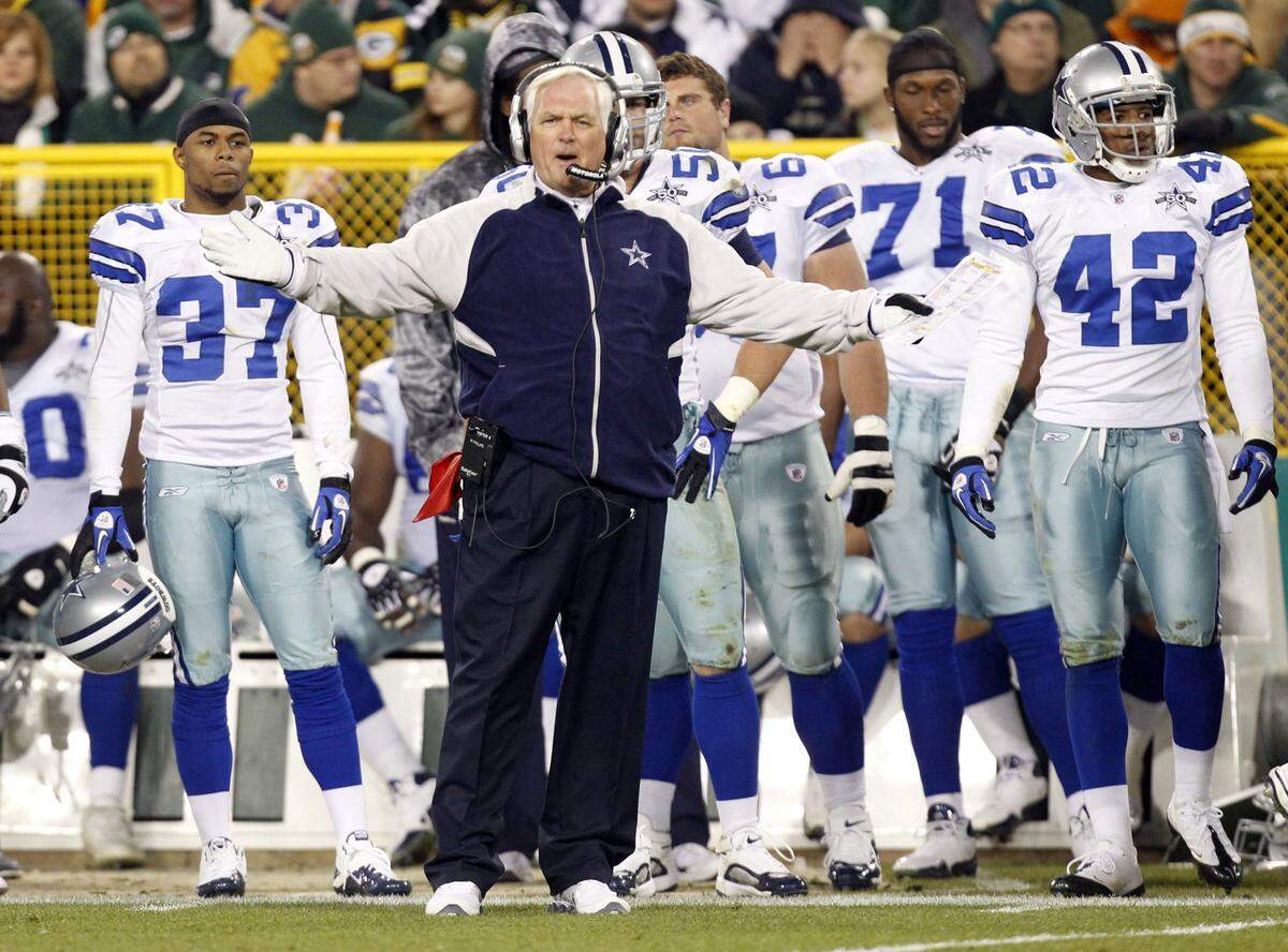 Wade Phillips replaced Bill Parcells and won 13 games in his first season. The next three years were not as successful.