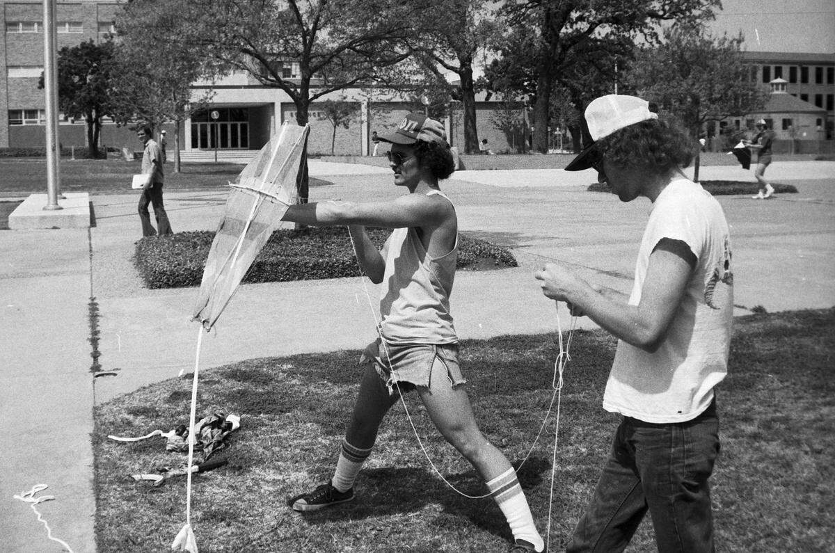 April 7, 1976: Mike Zampikos, 22, left, and David Meyer, 21, in a battle with tangled string before launching their entry into the Kite Flying Contest at the University of Texas at Arlington, which was a part of the UTA Greek Week activities.