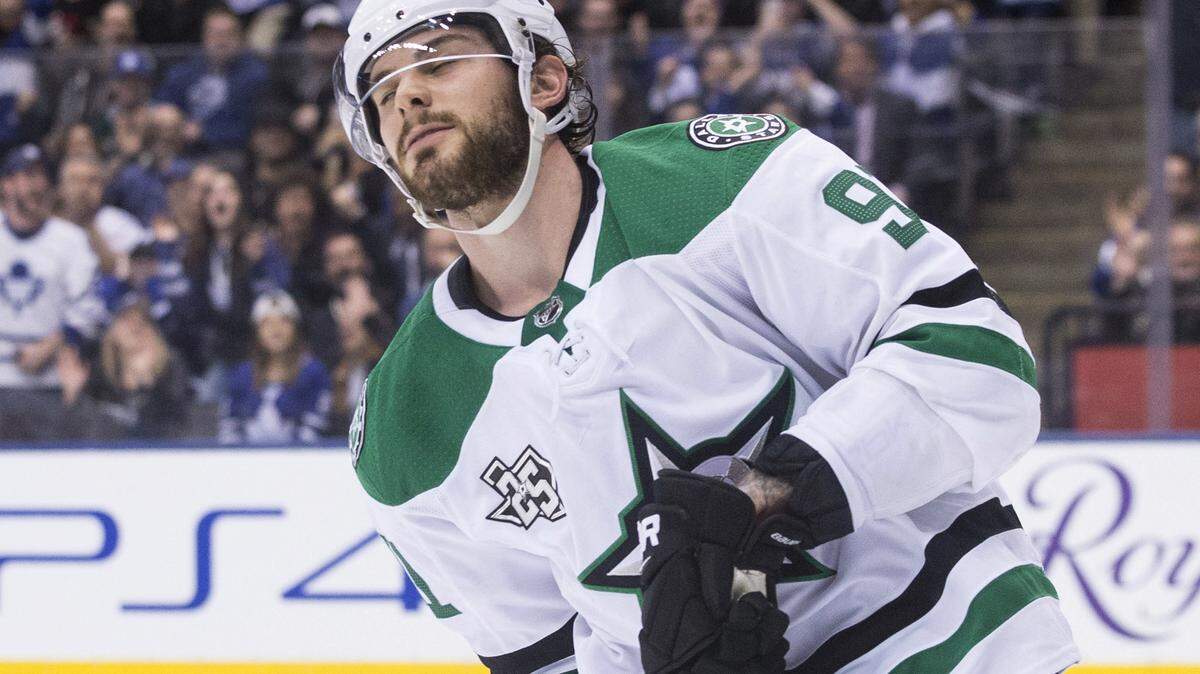 Stars center Tyler Seguin reacts after missing in the shootout during the team's NHL hockey game against the Toronto Maple Leafs on Wednesday.