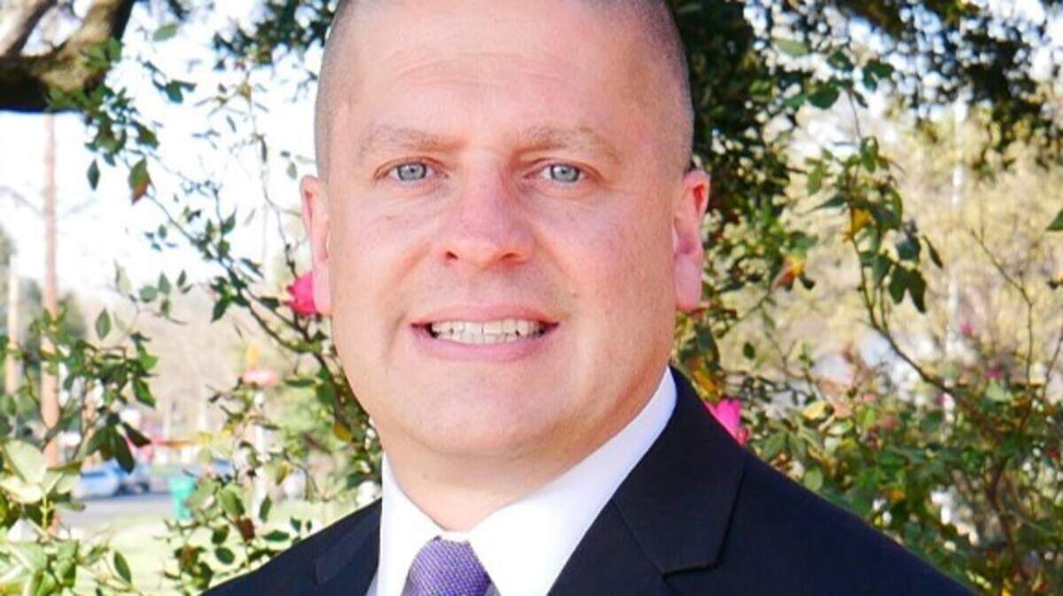 Dr. Matt Smith was named the lone finalist for superintendent of the Arlington school district.