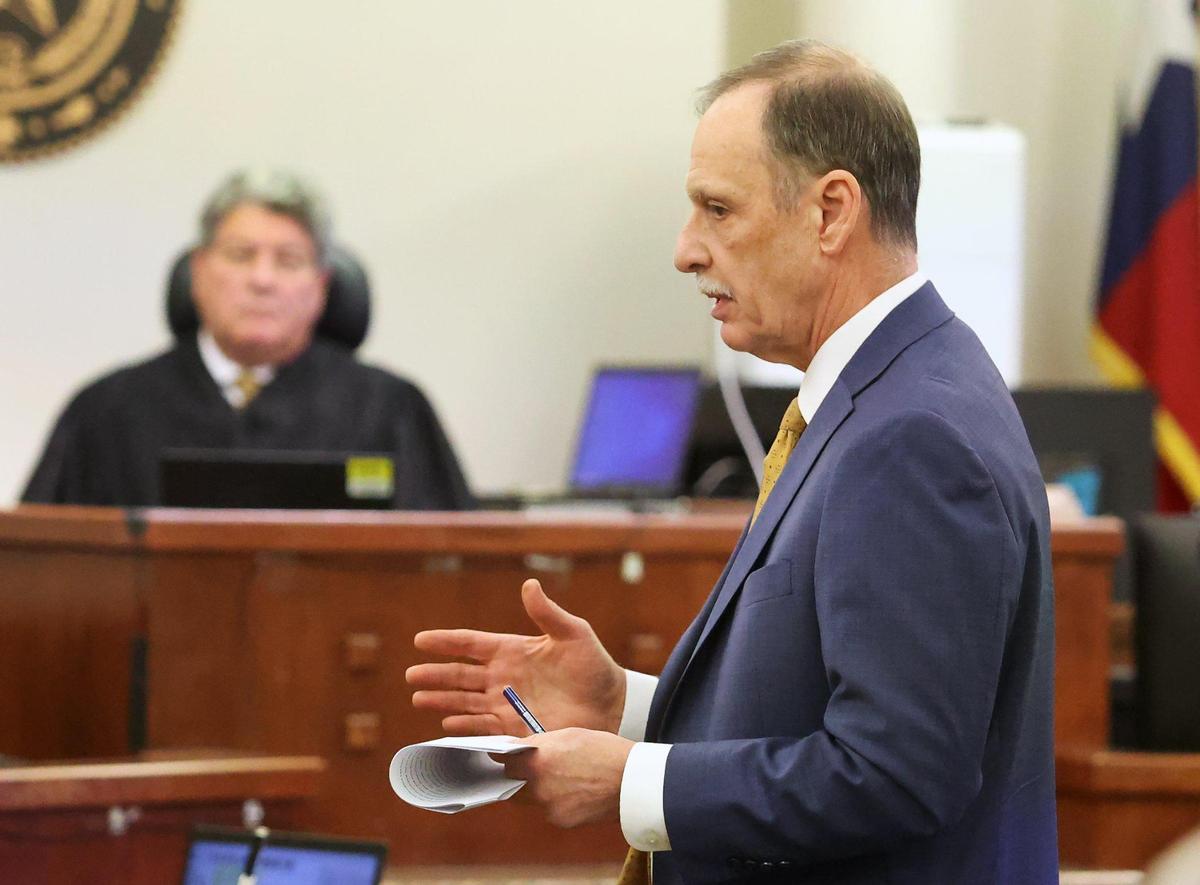 Attorney Bob Gill gives the closing argument for the defense during the punishment phase of Aaron Dean’s trial on Monday, December 19, 2022, in Tarrant County’s 396th District Court. Dean was found guilty of manslaughter in the 2019 shooting death of Atatiana Jefferson.