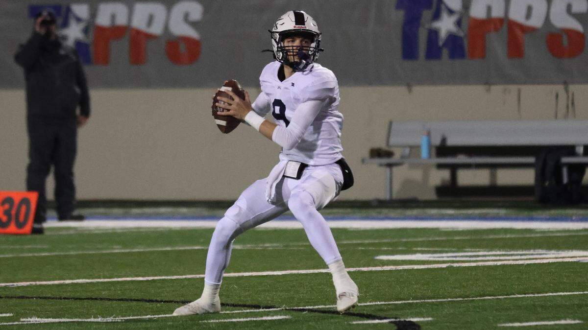 FW Covenant Classical Noah Keyes drops back for a pass in the TAPPS Six Man Division II state championship in Waco, Texas, Thursday, Dec. 4, 2025.