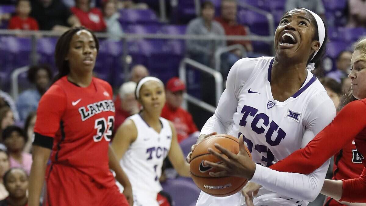 Adeola Akomolafe posted her second career double-double with 15 points and 11 rebounds in TCU’s win over Alcorn State on Dec. 29, 2018.