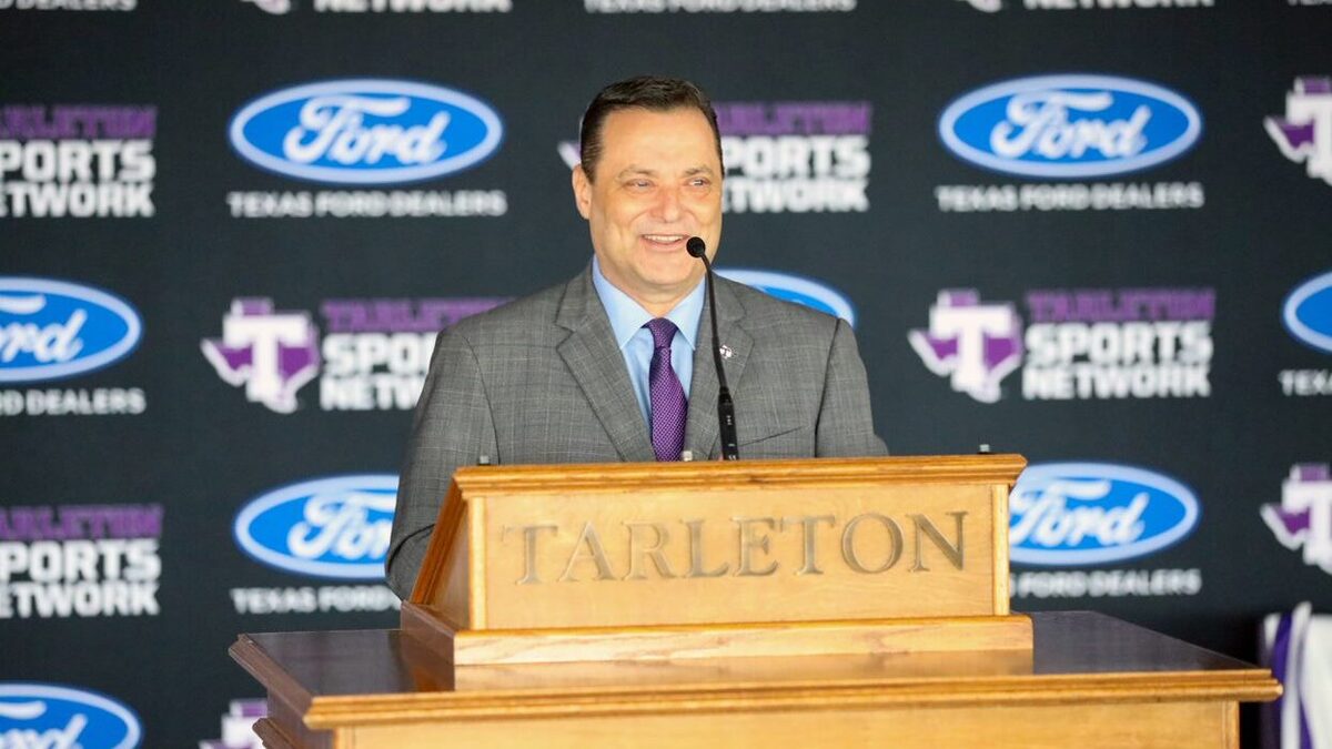 Tarleton State introduced Billy Gillispie as its next coach on Tuesday.