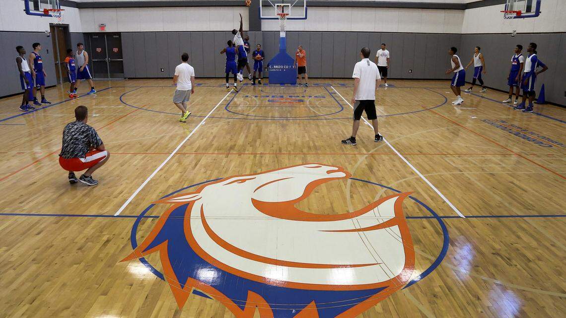 UT Arlington men's basketball players practice at College Park Center in 2015.  The Mavs are scheduled to announce a new head coach on Friday, April 6.