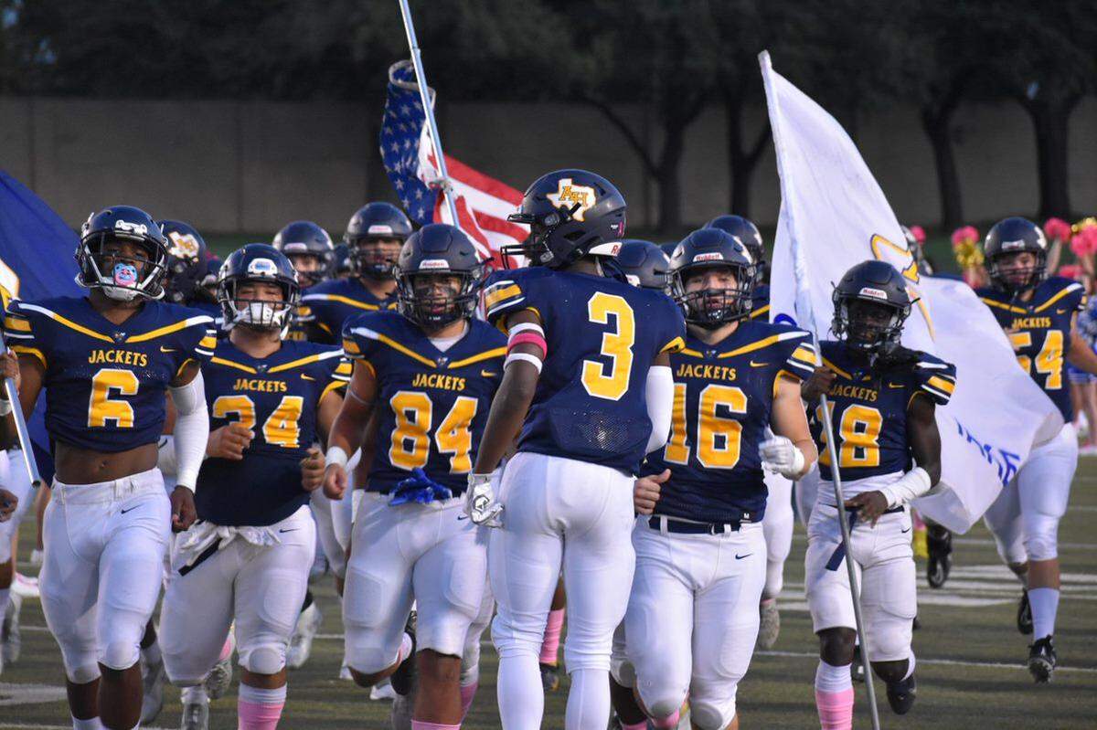 Jeremiah Jacob (3) hyping the Arlington Heights Yellow Jackets before their district game against Crowley during a high school football game at Farrington Field in Fort Worth, Texas, Thursday, October 21, 2021. Crowley won 41-14. (Luke Zentner/special to the Star-Telegram)
