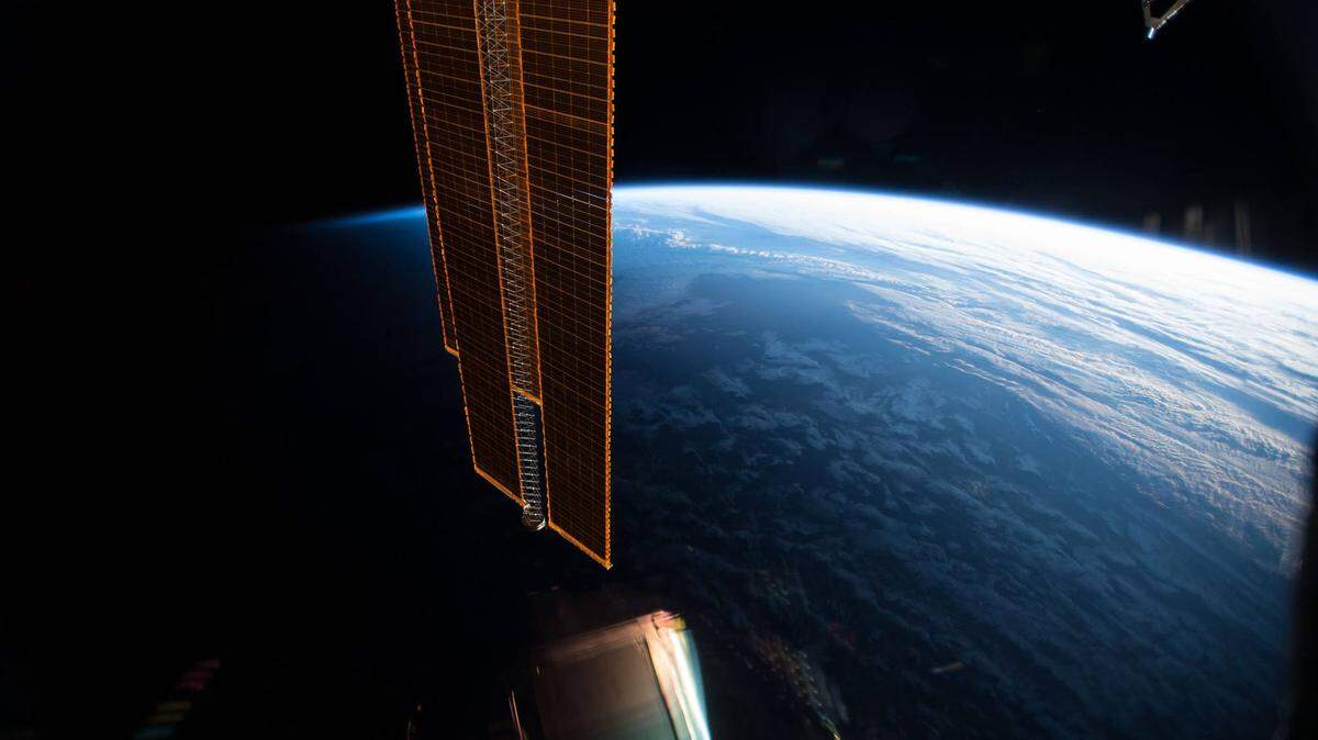 ‘Amazing’: What a total solar eclipse looks like from outer space, NASA astronaut says