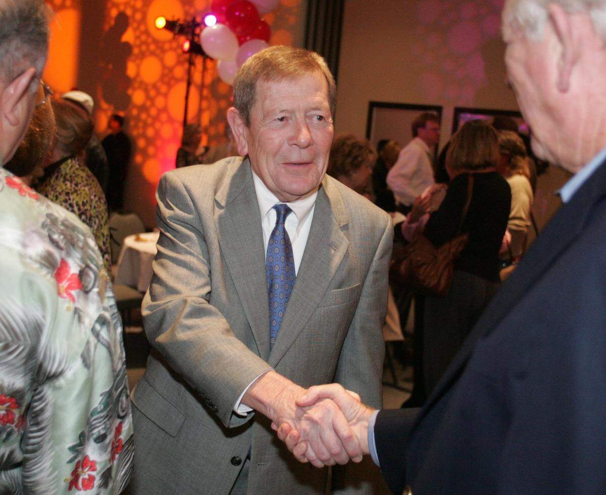 Nov. 7, 2006: Tarrant County District Attorney Tim Curry greets supporters at his victory party on election night.