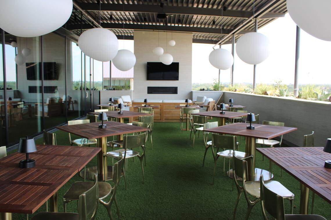 Just how co-owner Jason cross intends for guests to treat the restaurant as they want, the outdoor space offers a more casual-lounge vibe for guests to enjoy the view.