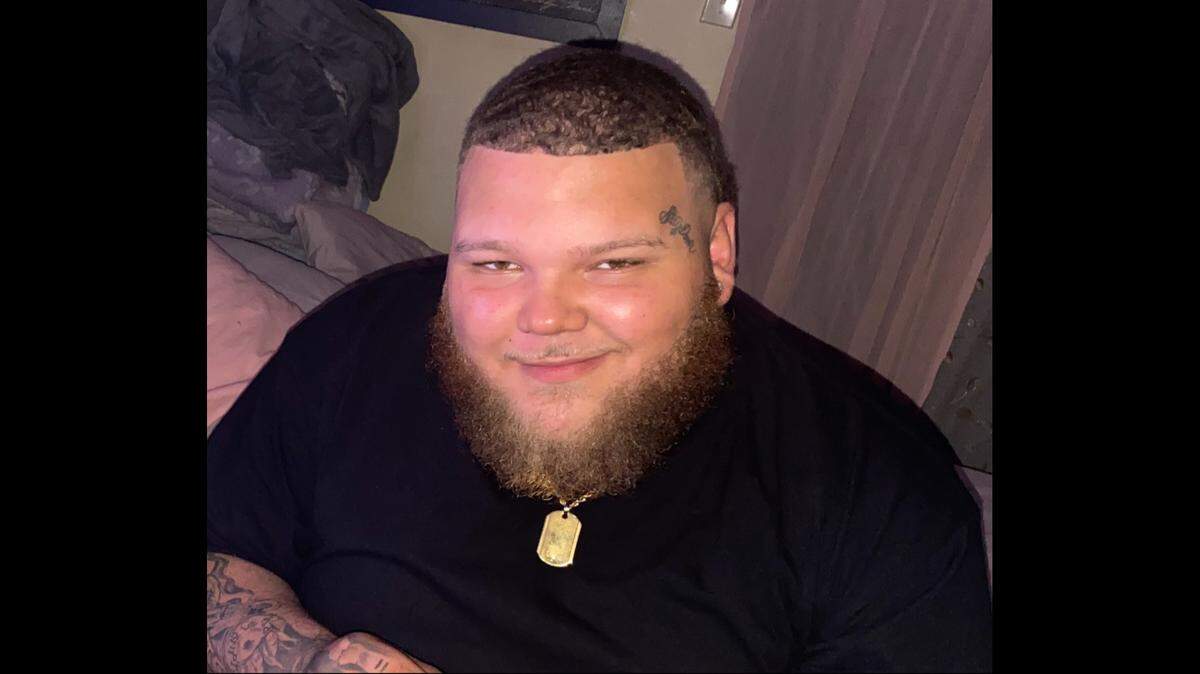 De’Kiah Montgomery’s family says the 23-year-old always treated others with respect and brought love wherever he went. The Everman man died Oct. 13 from injuries he received in a shooting 10 days prior.
