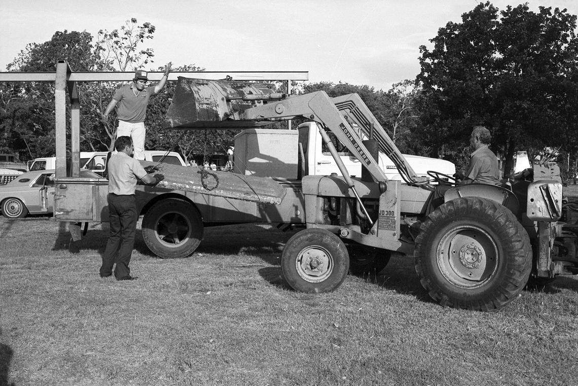 Oct. 4, 1981: Equipment used to dig up Lee Harvey Oswald’s grave at Rose Hill Memorial Park in Fort Worth.