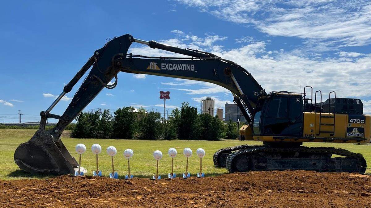 Molson Coors broke ground Thursday on a $65 million, 200,000-square-foot warehouse facility in Fort Worth that will give the company the ability to grow its in-house production of hard seltzers.