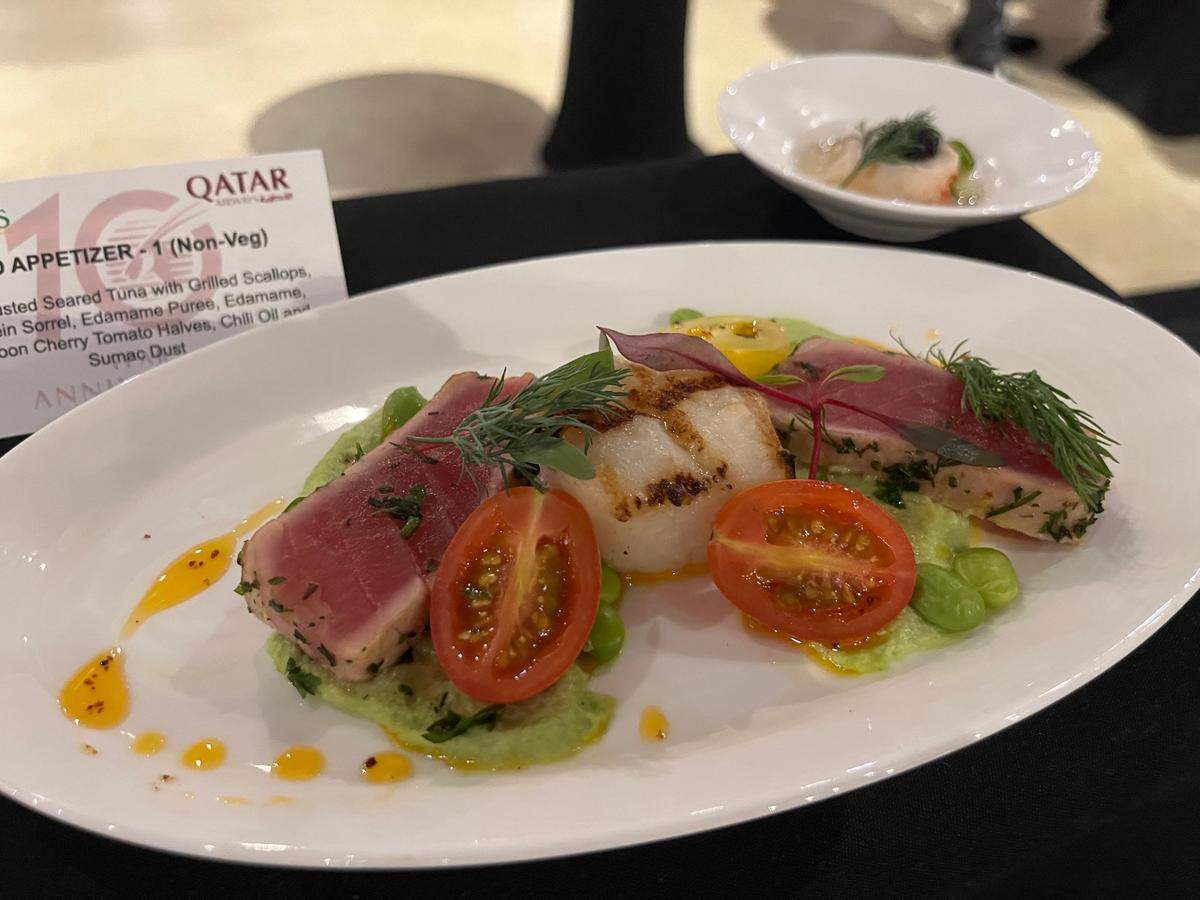 Herb crusted seared ahi tuna, a cold appetizer option in business class on Qatar Airways flights out of DFW.