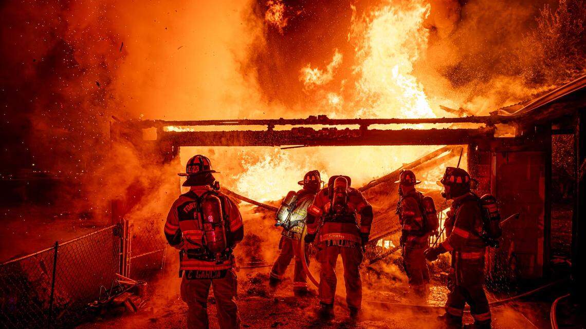 Horses evacuated during early morning fire in west Fort Worth