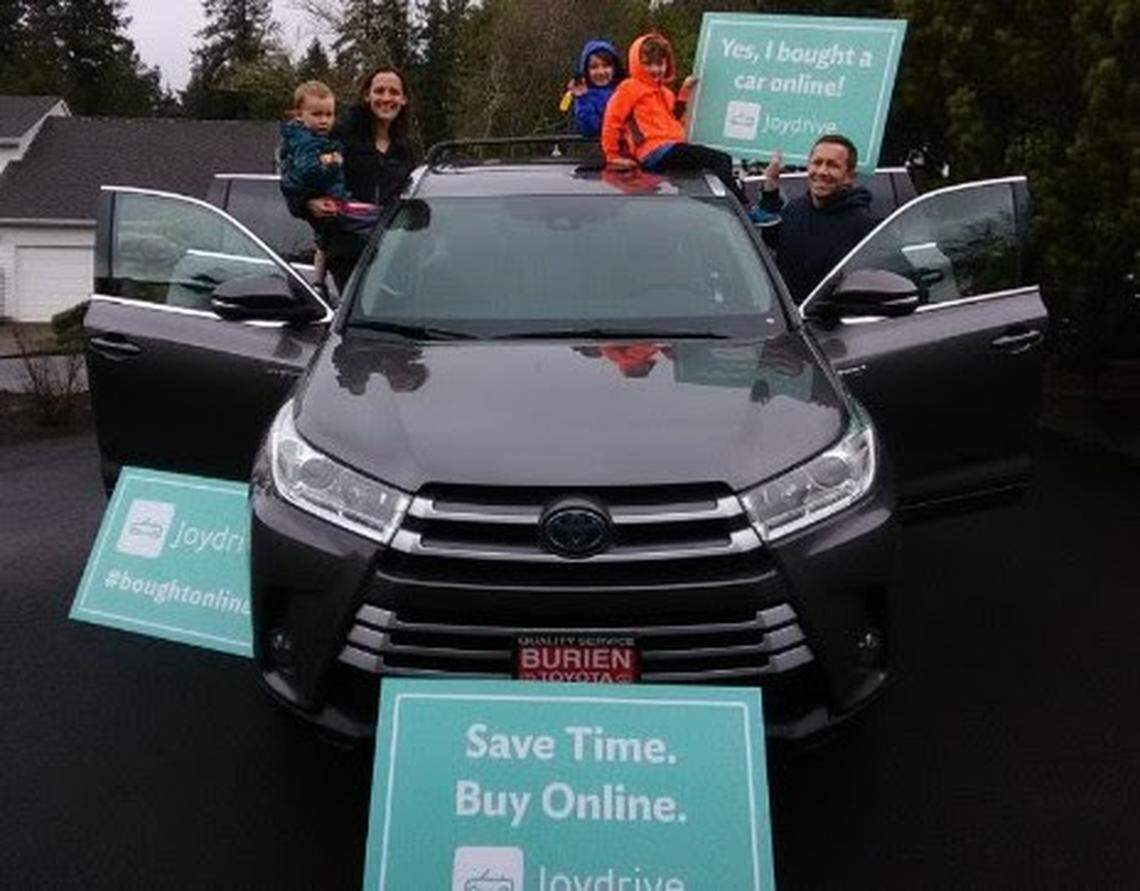 Texas car dealers are partnering with tech company Joydrive to sell automobiles online, and win back business from non-traditional companies such as Carvana.