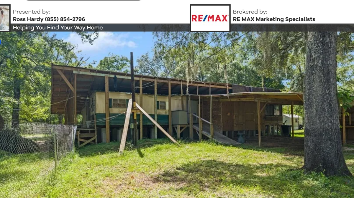 The exterior of the Dade City digs.