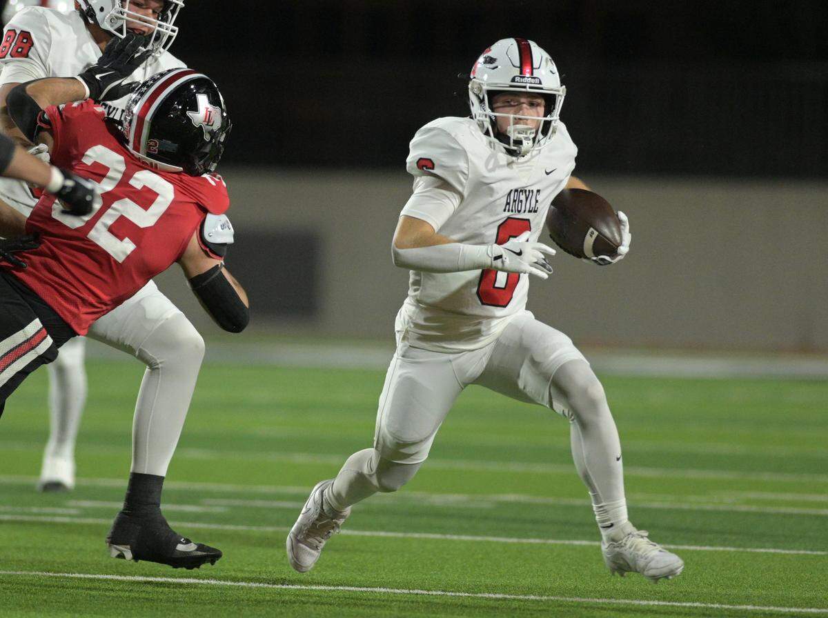 Argyle running back Watson Bell (6) runs down the field during a UIL football playoff game against Lovejoy High School at Children’s Health Stadium in Prosper, Texas on Friday, Dec. 6, 2024.