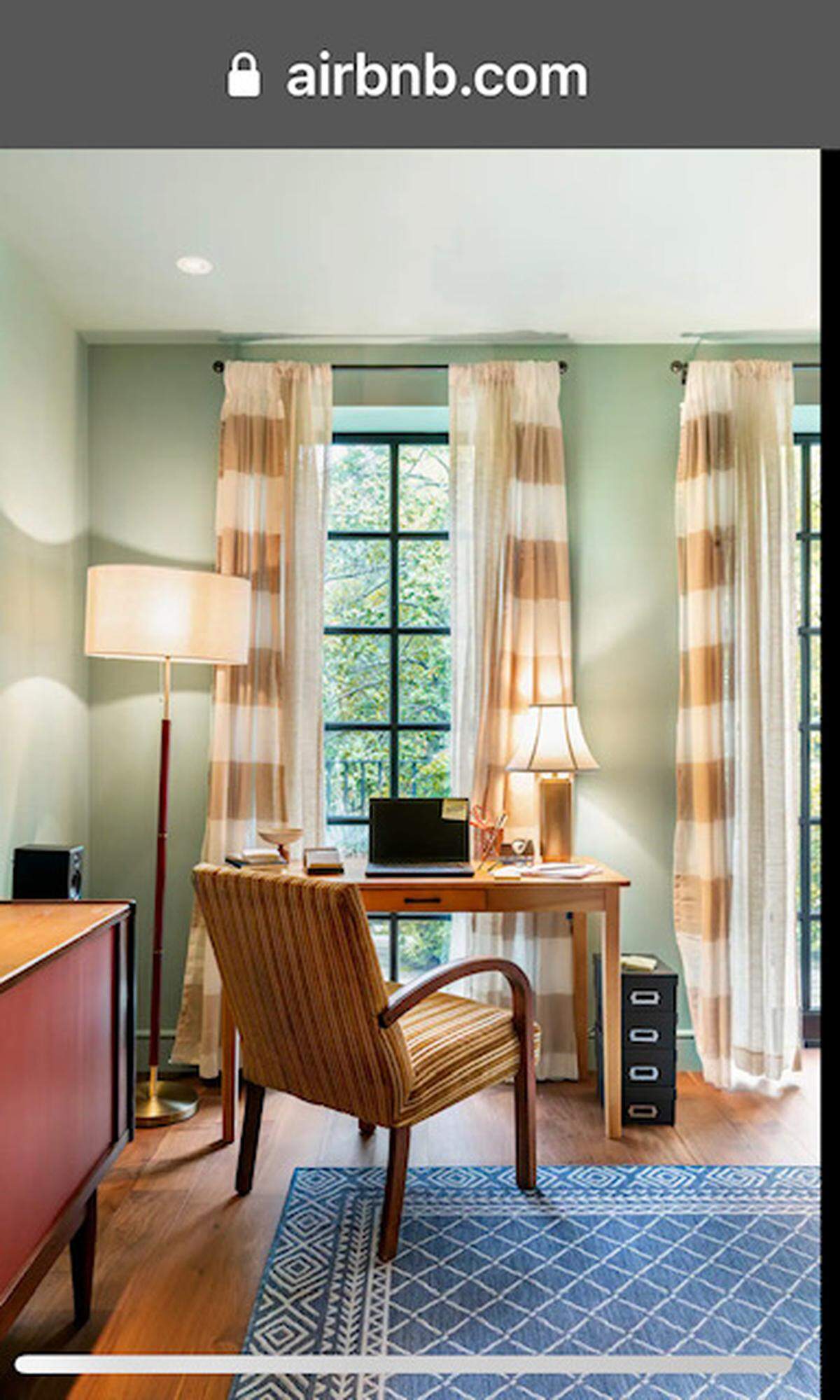 Desk area