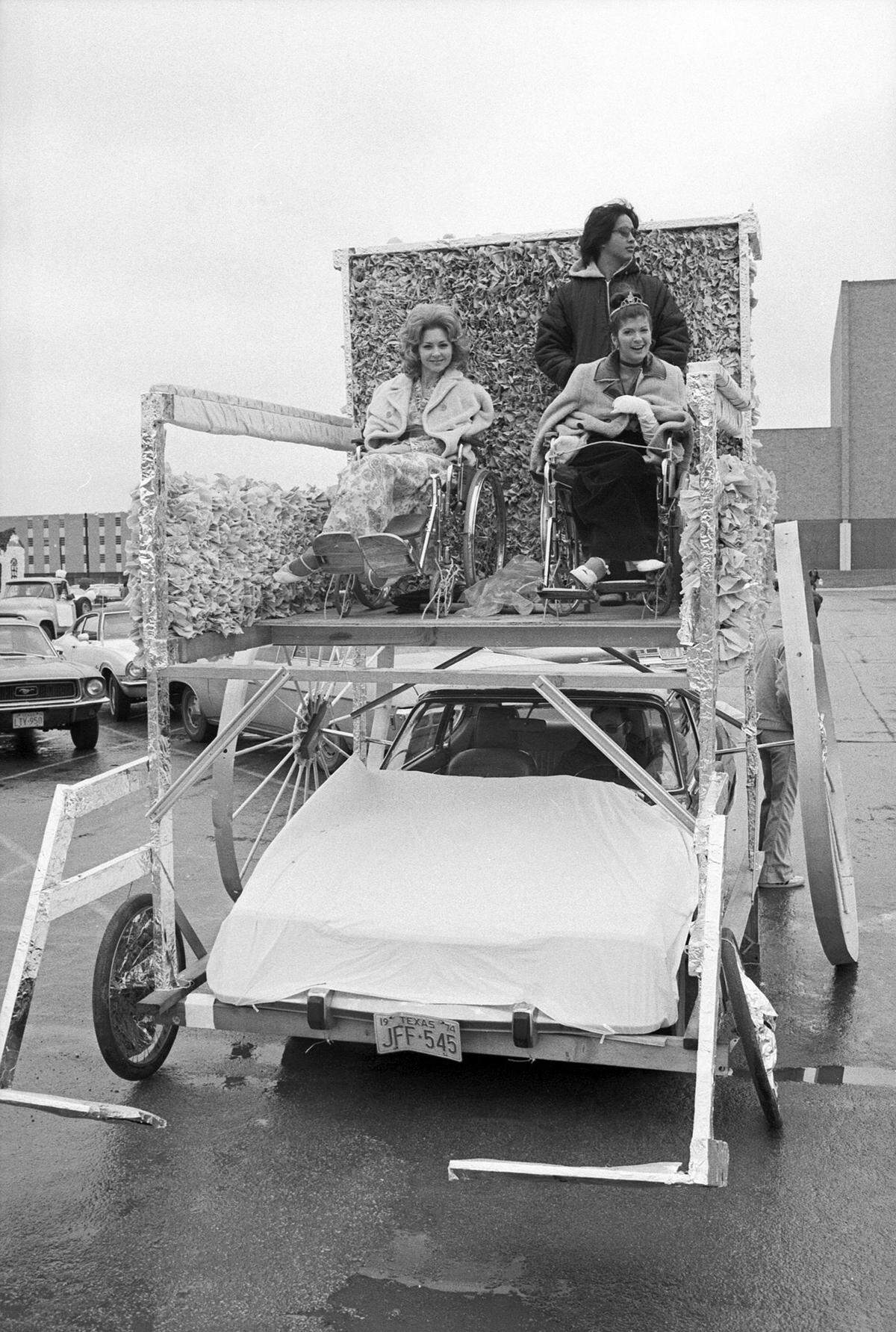Nov. 9, 1974: The University of Texas at Arlington’s Handicapped Student Association homecoming parade float. The parade was traveling northbound along Cooper Street in Arlington.