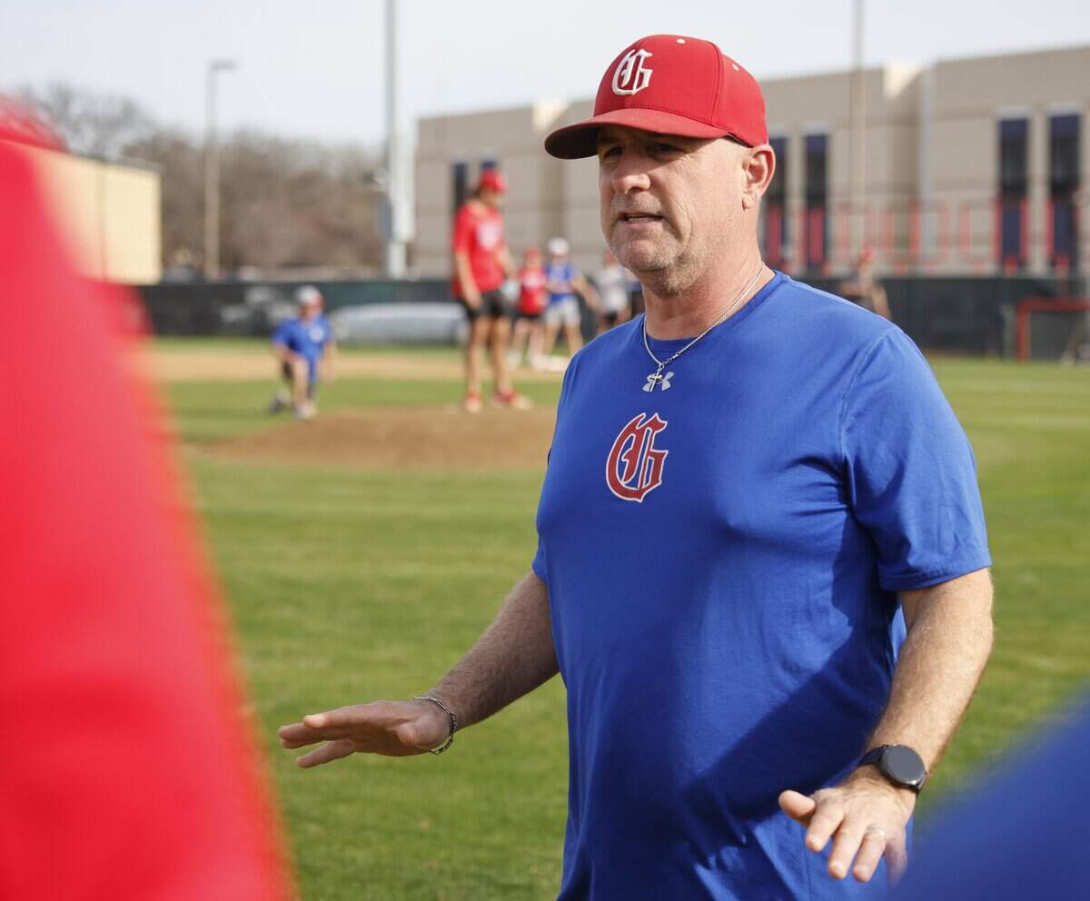 JV head and varsity baseball assistant coach Darien Mooney talks to players during Grapevine Mustang baseball practice at Grapevine High School in Grapevine, Texas, Tuesday Feb. 17, 2026.