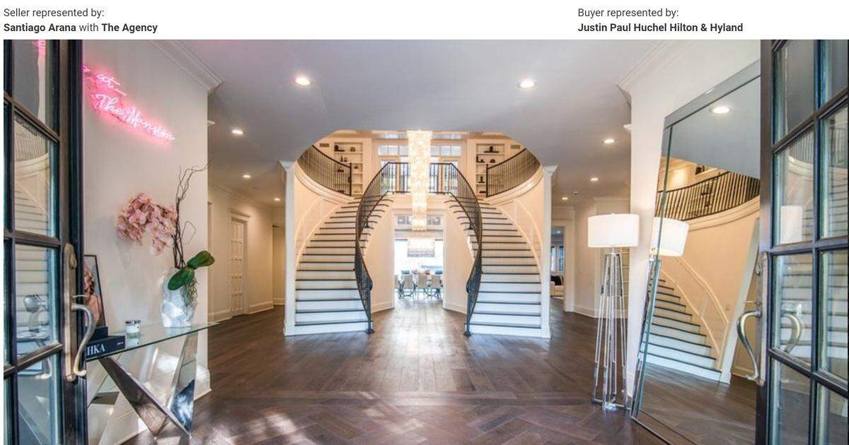 Double staircase