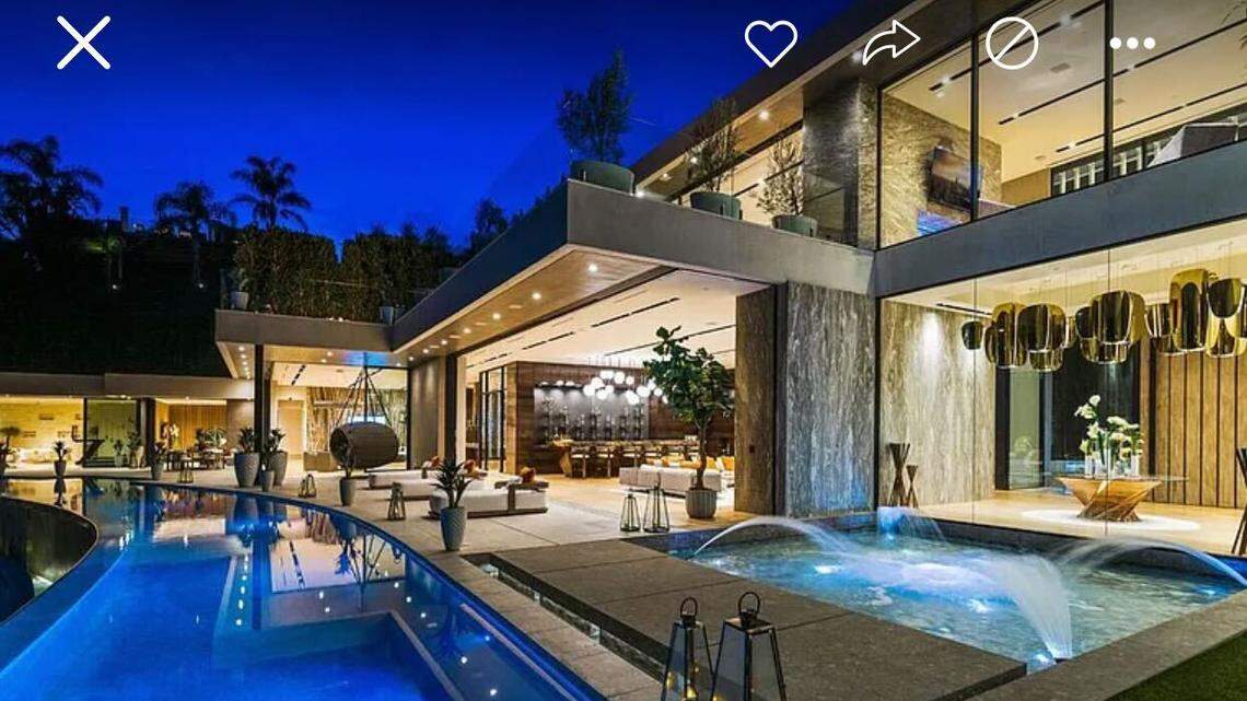 A curved swimming pool? Yes, please.