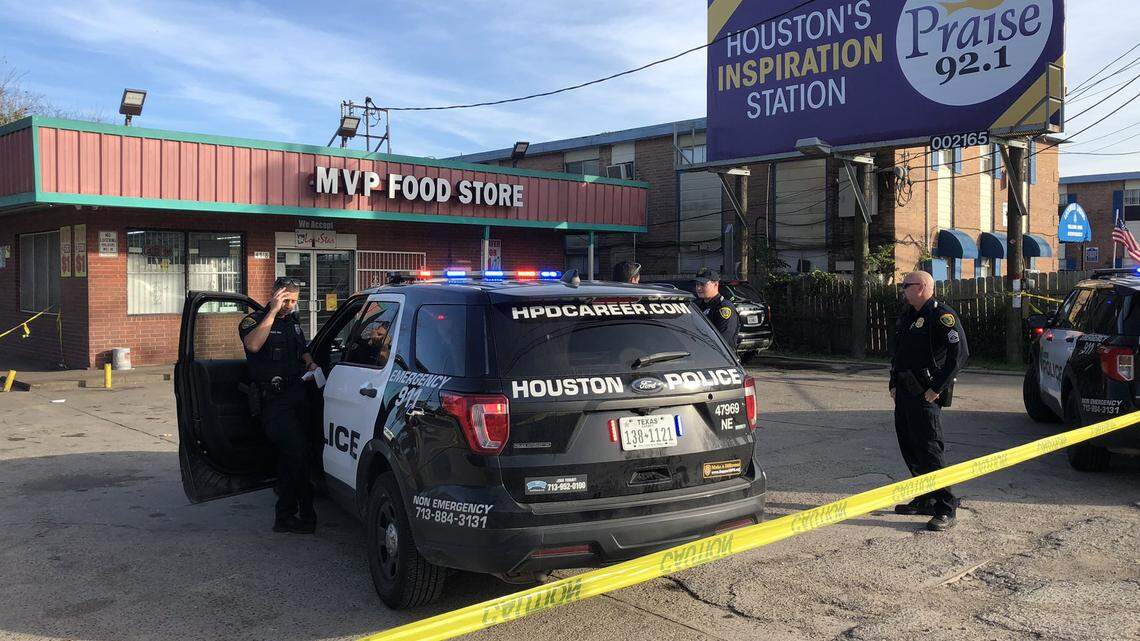 A woman who poured lighter fluid on a gaming machine and set it on fire ended up being shot by another gambler angry it had been burned, Houston police said.