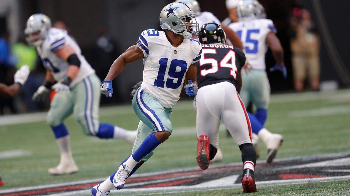 Dallas Cowboys wide receiver Amari Cooper (19) works against the Atlanta Falcons during the second half of an NFL football game, Sunday, Nov. 18, 2018, in Atlanta.