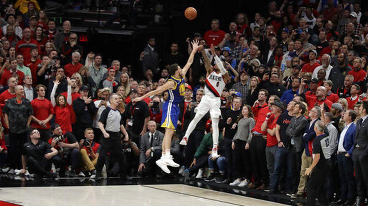 Portland Trailblazers all-star guard Damian Lillard is reportedly on the verge of signing a massive max contract extension to stay on the west coast long term, according to The Athletic’s Shams Charania.