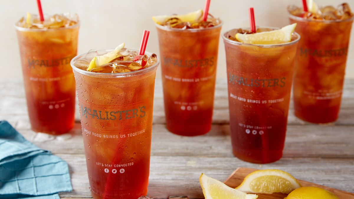McAlister’s Deli is giving away free teas next week to customers.