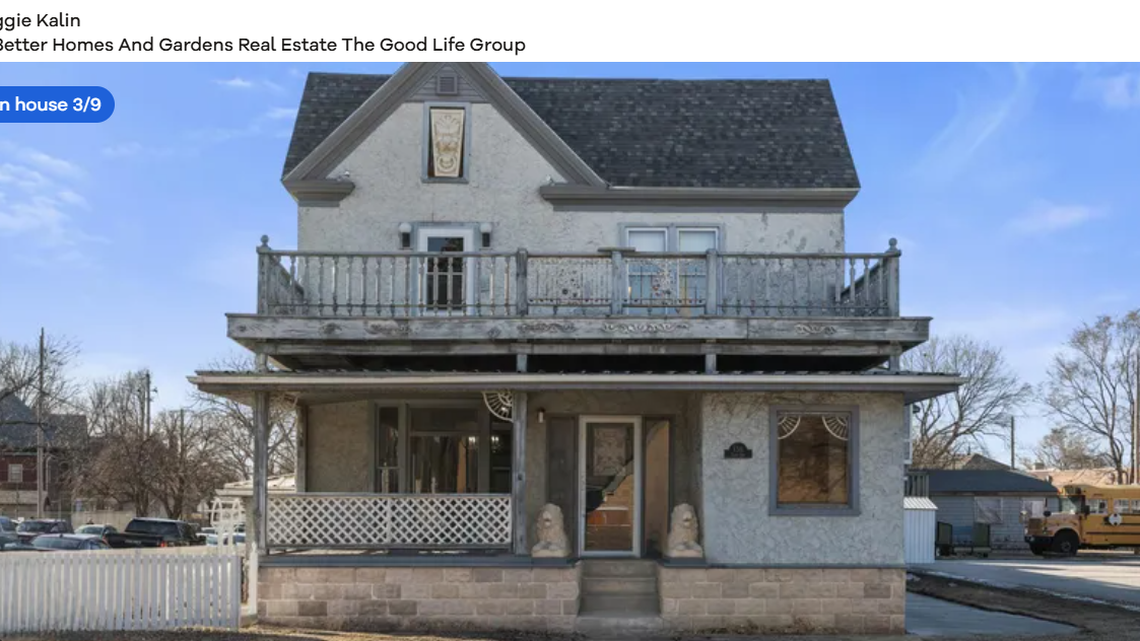 ‘Weird house?’ Or just a great deal? Massive home for sale has sparked a debate