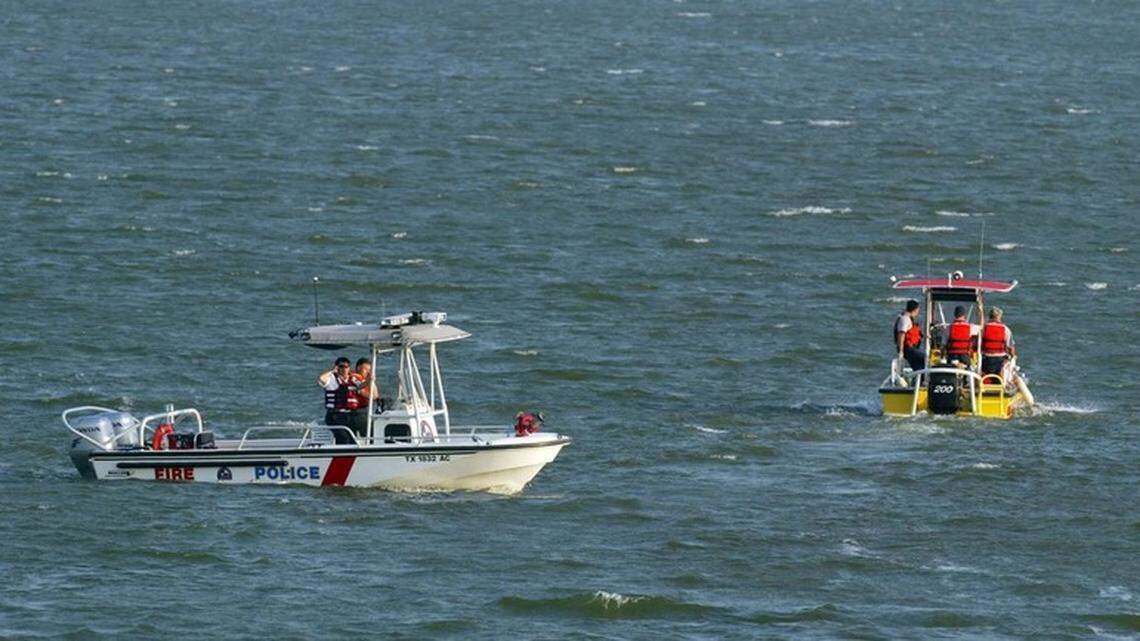 A Dallas man died Monday night from injuries he suffered last month in a swimming accident at Grapevine Lake.