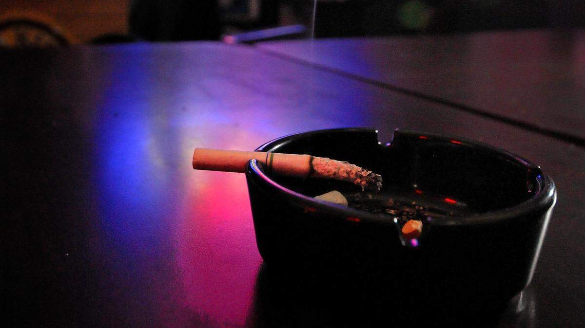 Smoking comes to an end in Fort Worth's bars and bingo parlors March 12. The City Council is now considering expanding that to include city parks and public sidewalks.