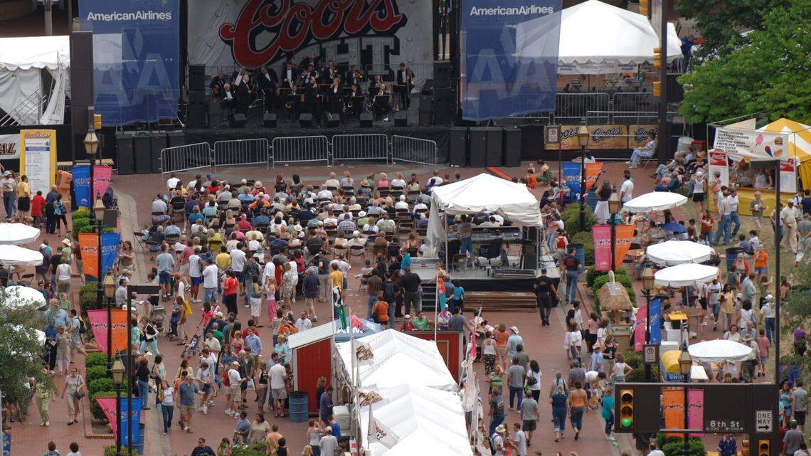 Crowds listen to music at the Main Street Fort Worth Arts Festival on April 23, 2006, in downtown Fort Worth. This year, Sundance Square will host the separate Fort Worth Art Fair with an exclusive focus on Fort Worth and North Texas artists and musicians.
