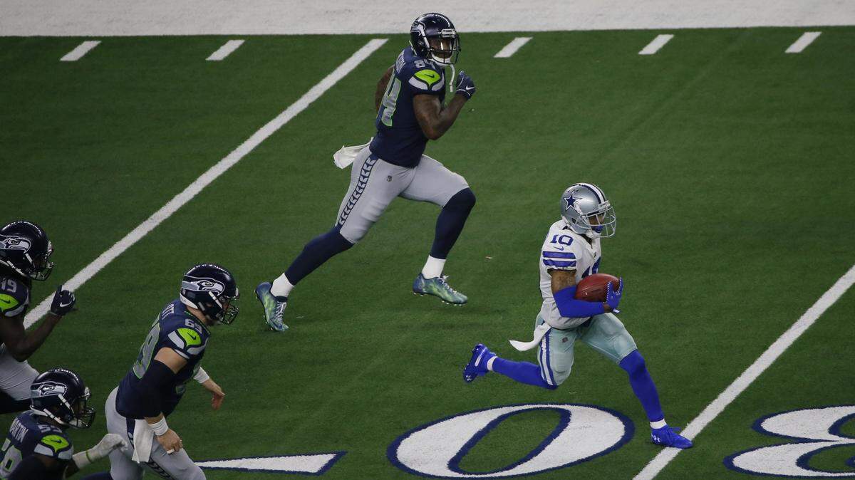 Dallas Cowboys wide receiver Tavon Austin (10) runs against the Seattle Seahawks during the second half of the NFC wild-card NFL football game in Arlington, Texas, Saturday, Jan. 5, 2019. The Cowboys won 24-22. (AP Photo/Roger Steinman)