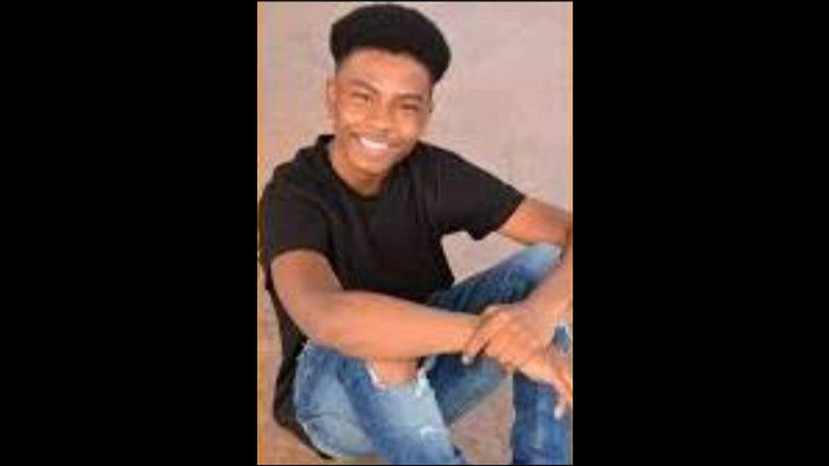 Shaundi Smallwood, 19, was killed when a speeding driver hit the SUV in which he was a passenger in March 2022 in Fort Worth.