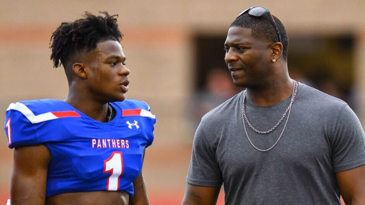 Trevious Hodges-Tomlinson (left) is following in his uncle, NFL HOF LaDainian Tomlinson, footsteps at TCU.