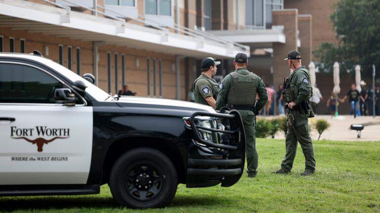 Civilian officer shot in eye on burglary call; Fort Worth police arrest suspect