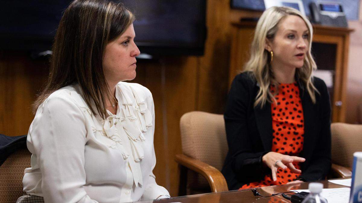 Lauren King, Tarrant County Homeless Coalition executive director, and Fort Worth Mayor Mattie Parker talk about the influx of families experiencing homelessness on Tuesday at City Hall.