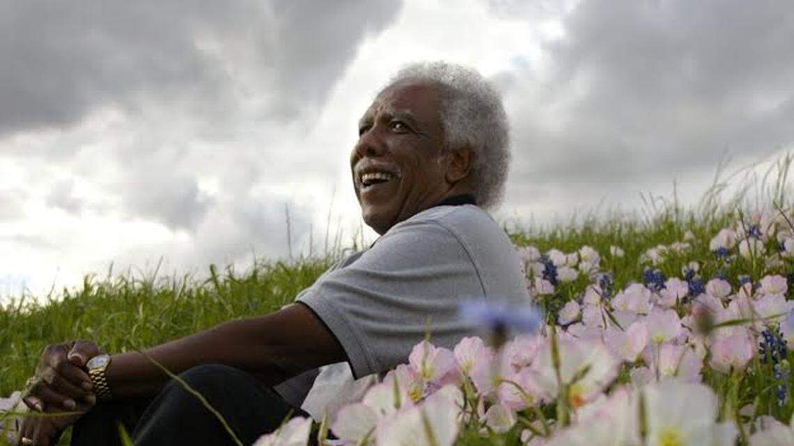 Ex-Dunbar boys’ assistant basketball coach, Leondas R. Rambo, worked with Hall of Fame coach Robert Hughes since 1974. Rambo died on Wednesday at the age of 86.