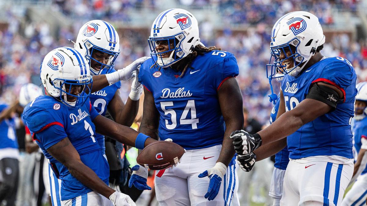 SMU received a commitment from Cole Leinart, son of Heisman winner Matt Leinart.