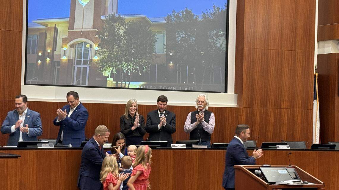 Keller’s new mayor Ross McMullin sworn in on Tuesday night