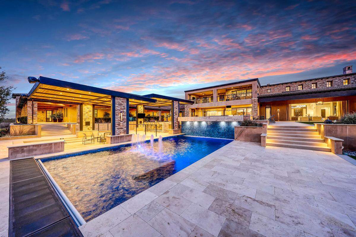 Pool area