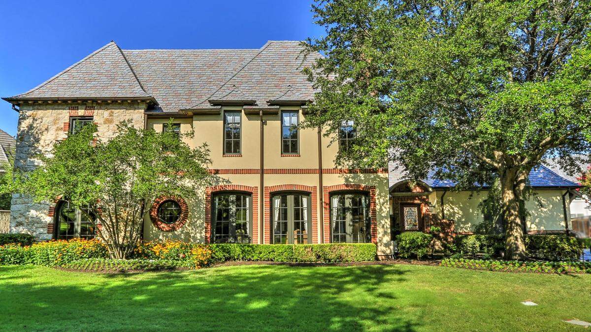 The home at 6812 Laurel Valley Drive is open Sunday, February 23 from 2 to 4 p.m.