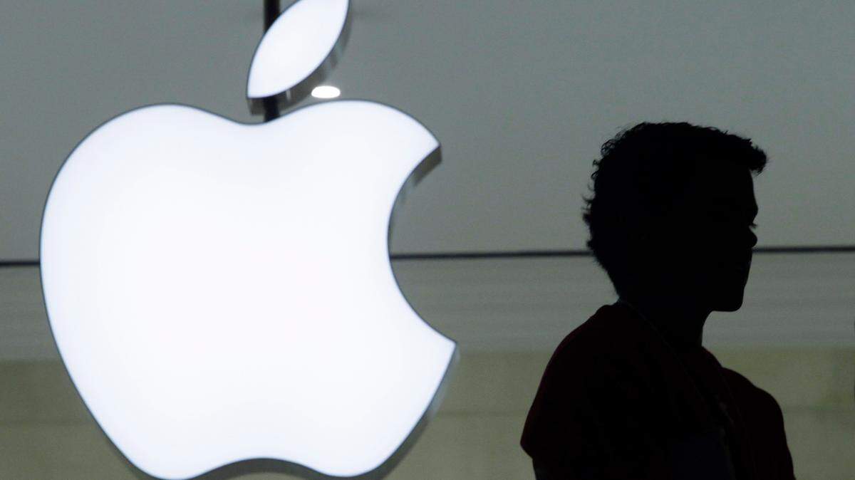 With the new Apple update, users will be allowed to designate legacy contacts that will gain access to your iCloud after you die.
