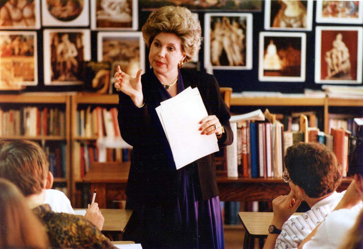 Nov. 19, 1990: Leann Adams, a teacher at Paschal High School's experimental Essential School, which brings about 200 students into closer contact with certain subjects.