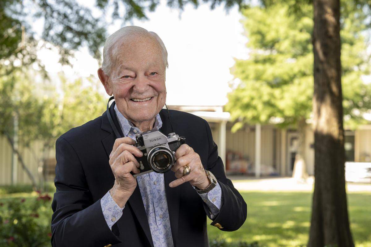 Legendary journalist Bob Schieffer holds the camera he used to take photos while on assignment in Vietnam for the Star-Telegram in late 1965/early 1966. The University of Texas at Arlington is hosting an exhibition of Schieffer’s photographs. The camera he’s holding was loaned to Schieffer by the Star-Telegram, and he’s had it ever since.