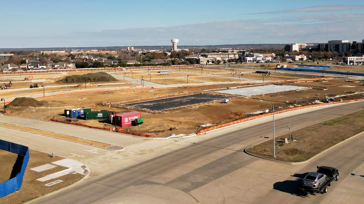 Ongoing development in Mansfield at the intersection of Broad. and Matlock Streets on Tuesday. A number of developments are in the works in the fast-growing city.