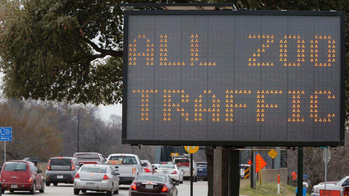 Zoo traffic choked neighborhoods to the east during Spring Break 2022. The city is hoping to change that.